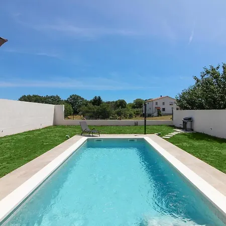 New Modern Relax With Private Pool Near The Town And By Wiibuk Villa