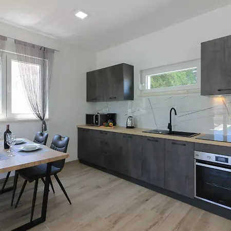 New Modern Relax With Private Pool Near The Town And By Wiibuk Villa *