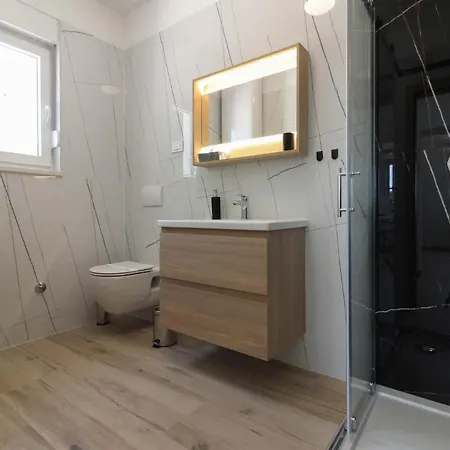 New Modern Relax With Private Pool Near The Town And By Wiibuk Villa